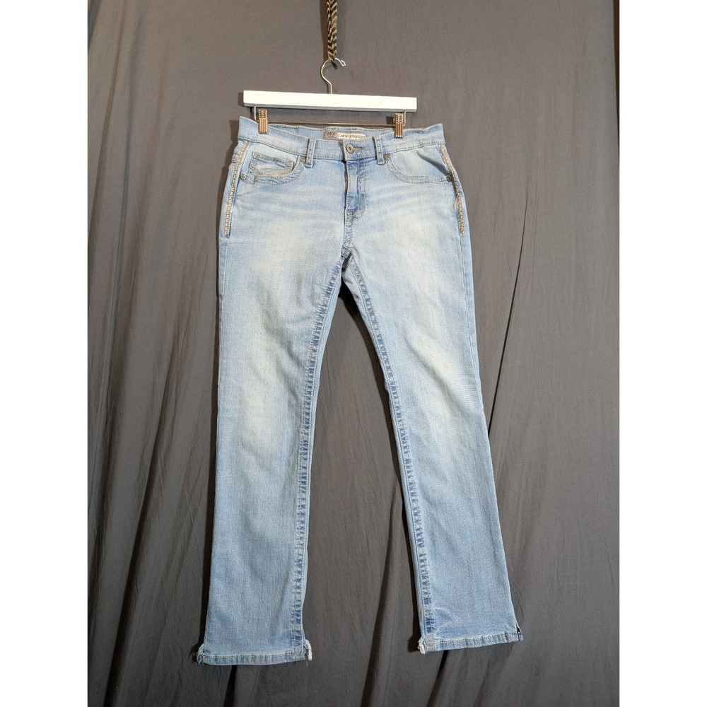 BKE Jeans Women's  32R Carter‎ Straight Leg  Light Wash Outdoors